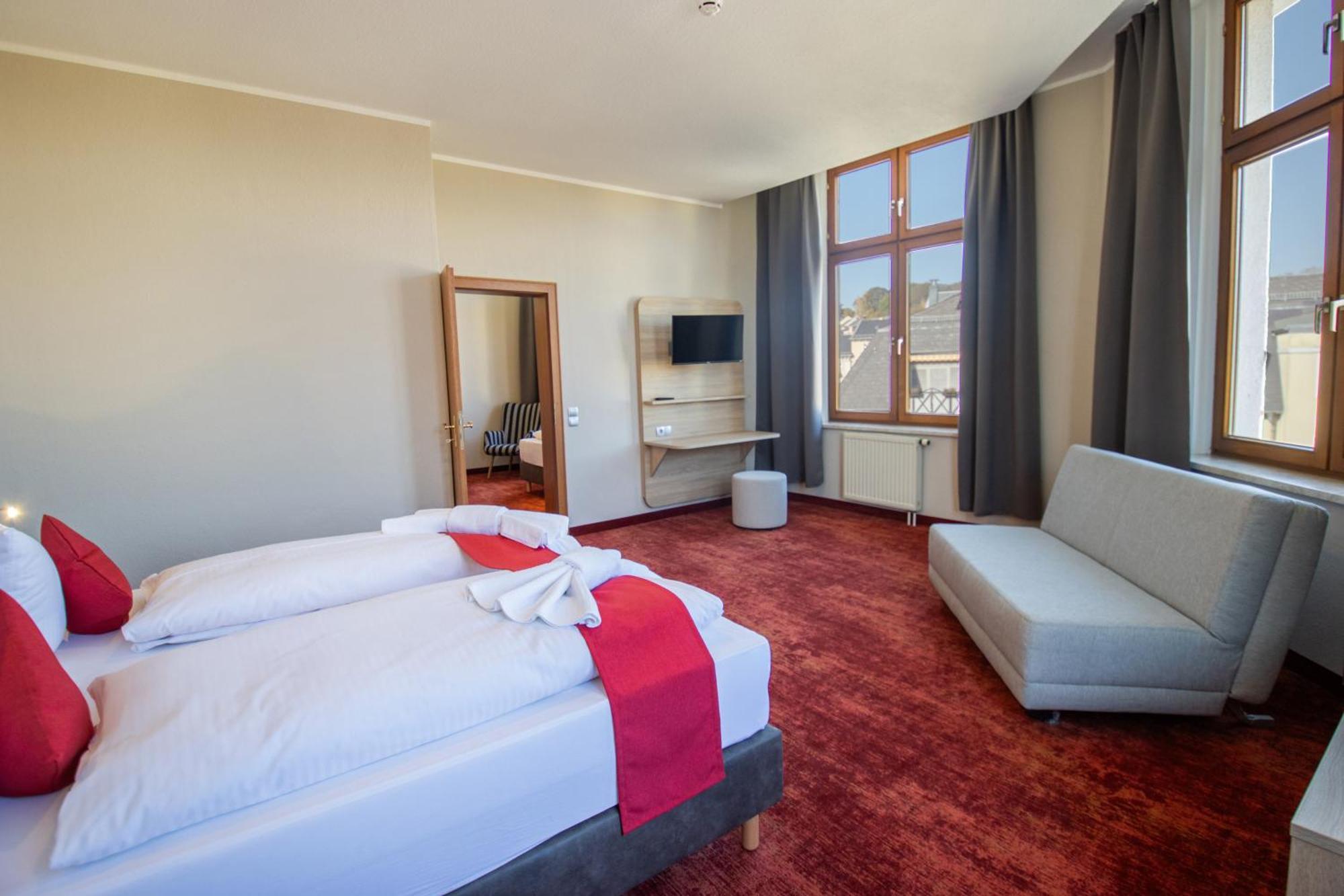 Hotel Lengenfelder Hof Lengenfeld  Ngoại thất bức ảnh