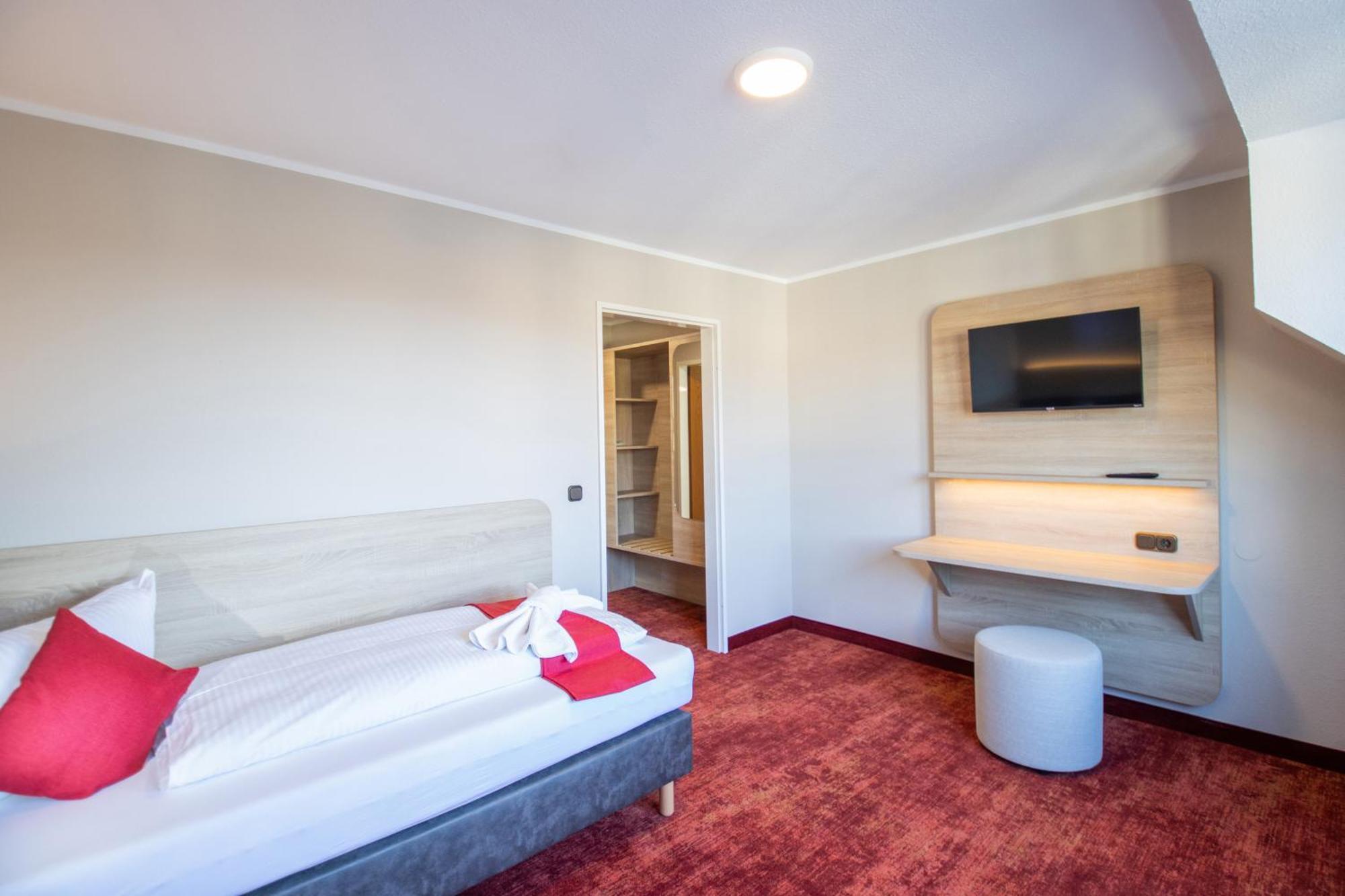 Hotel Lengenfelder Hof Lengenfeld  Ngoại thất bức ảnh