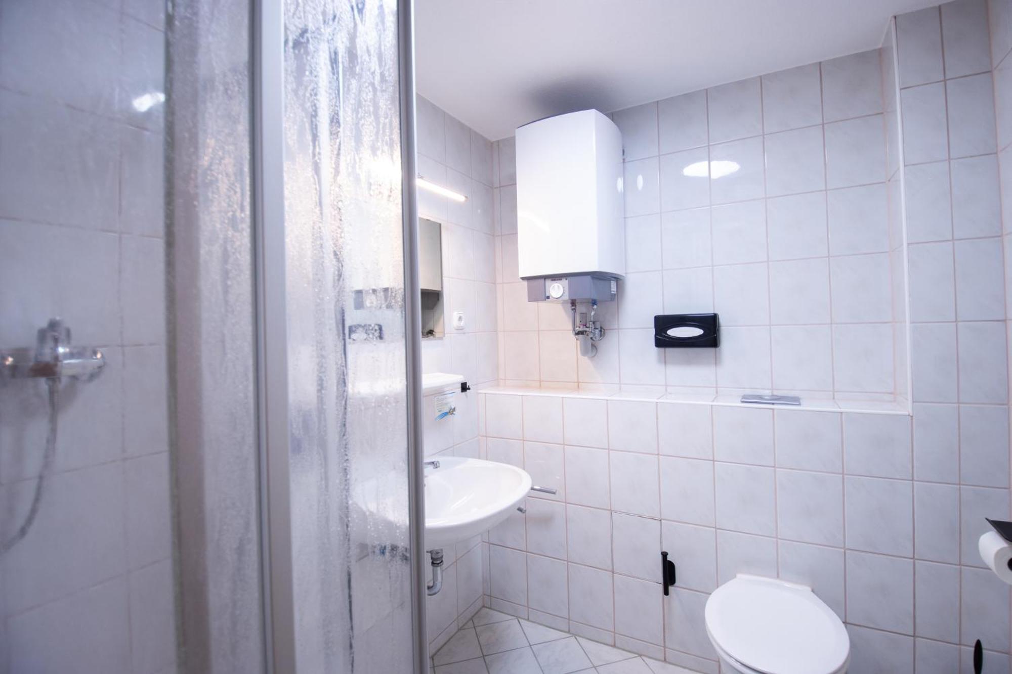 Hotel Lengenfelder Hof Lengenfeld  Ngoại thất bức ảnh
