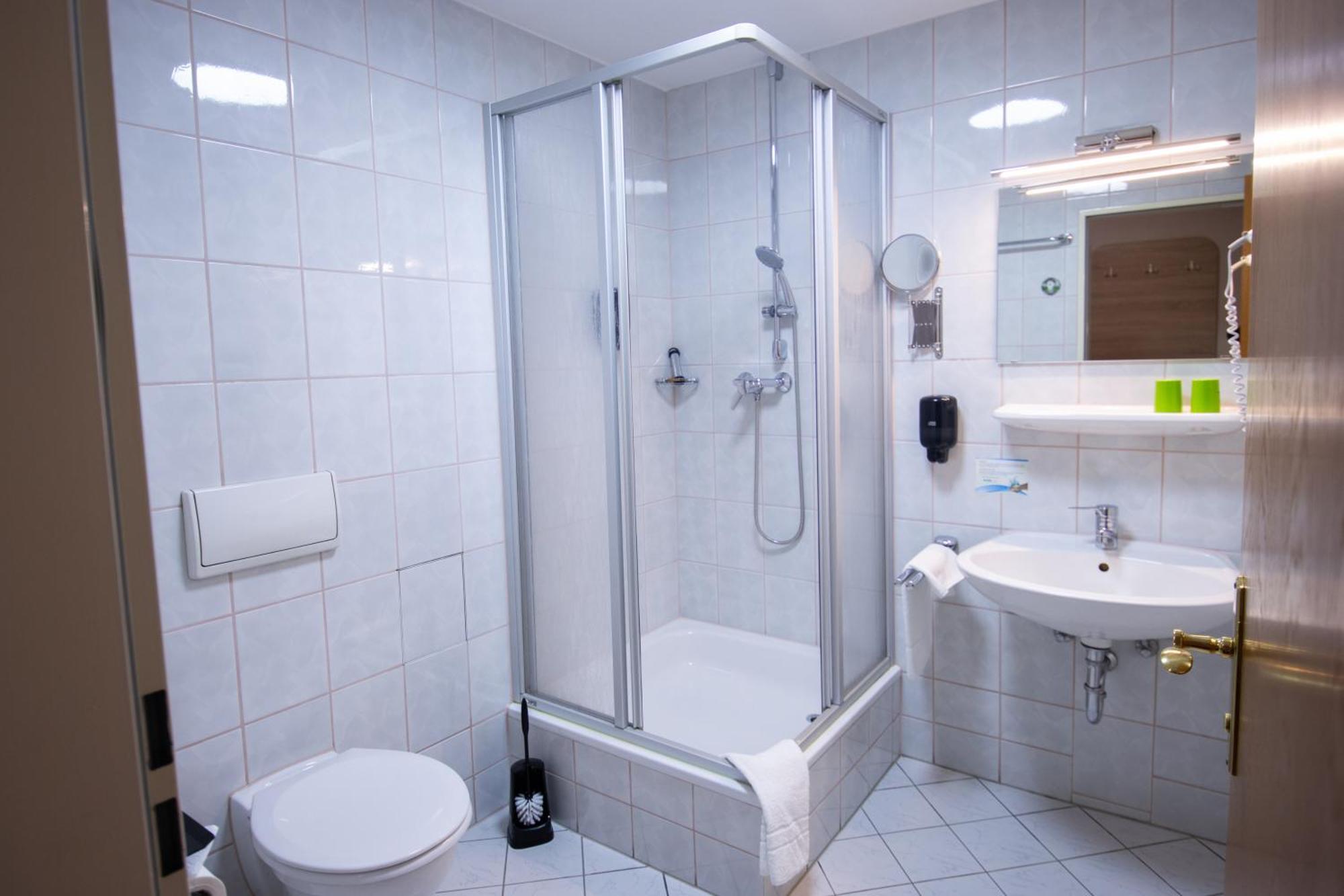 Hotel Lengenfelder Hof Lengenfeld  Ngoại thất bức ảnh